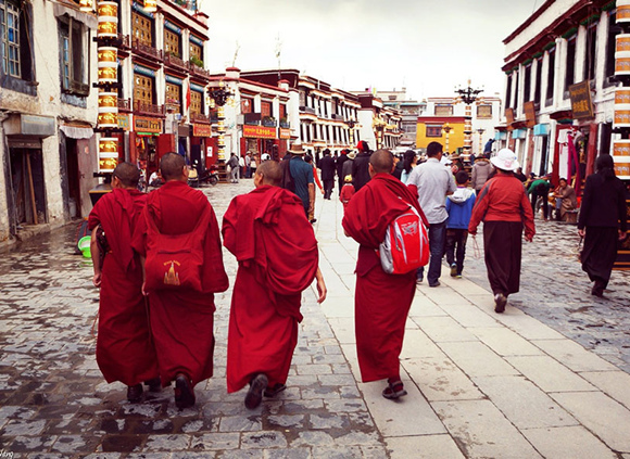 中國簽證X1簽證去西藏入藏函辦理