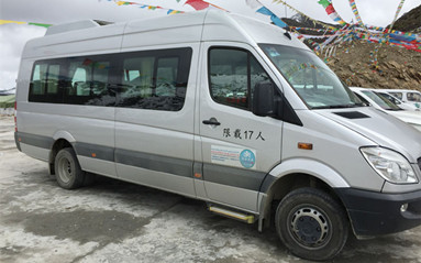 17座奔馳商務車